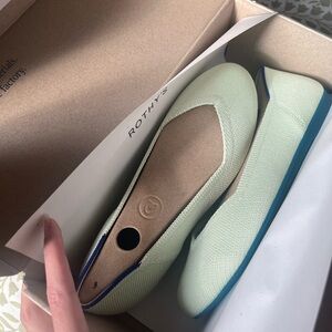 Rothy’s the flat sour apple color